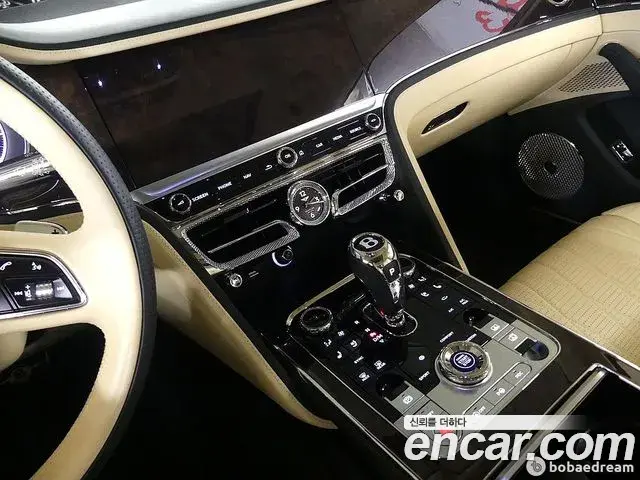 Bentley Flying Spur 2022 — Photo 4/20