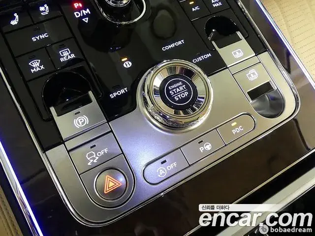 Bentley Flying Spur 2022 — Photo 8/20