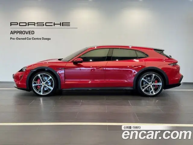 Porsche Taycan 2023 — Photo 2/20