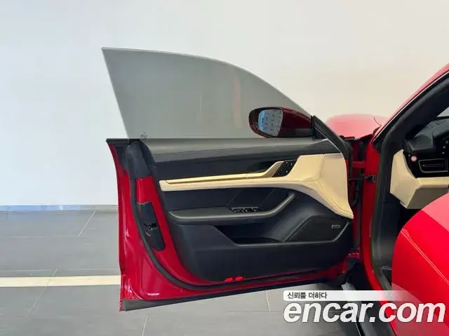 Porsche Taycan 2023 — Photo 11/20