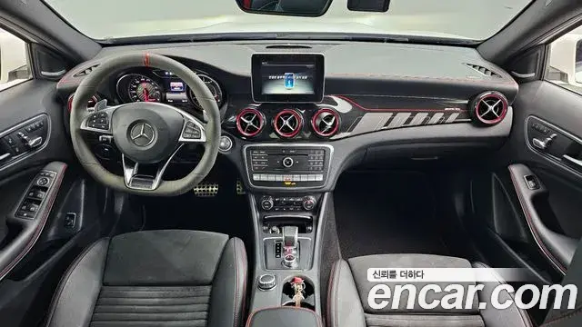 Mercedes-Benz GLA-Class 2019 — Фото 7/20
