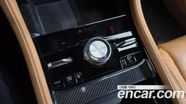 Jeep Grand Cherokee 2022 — ფოტო 38/40