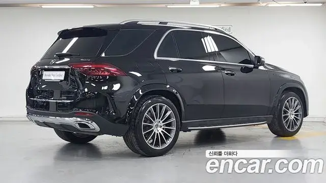 Mercedes-Benz GLE-Class 2024 — Photo 20/20