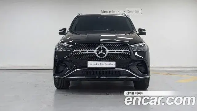 Mercedes-Benz GLE-Class 2024 — Photo 17/20