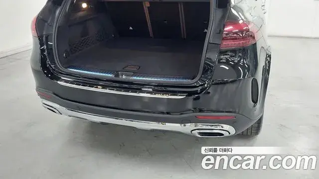 Mercedes-Benz GLE-Class 2024 — Photo 8/20