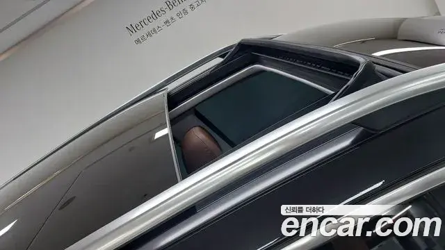 Mercedes-Benz GLE-Class 2024 — Photo 12/20