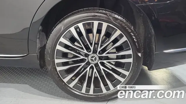 Mercedes-Benz S-Class 2021 — ფოტო 18/32