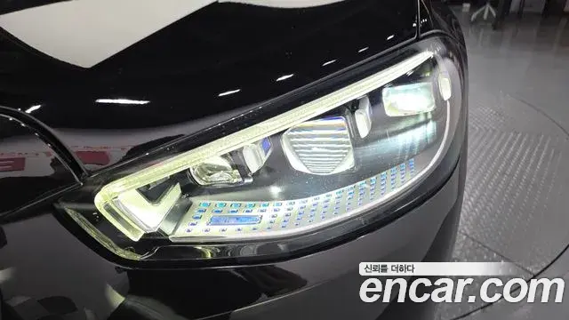 Mercedes-Benz S-Class 2021 — ფოტო 6/32
