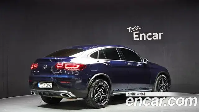 Mercedes-Benz GLC-Class 2023 — Photo 25/33