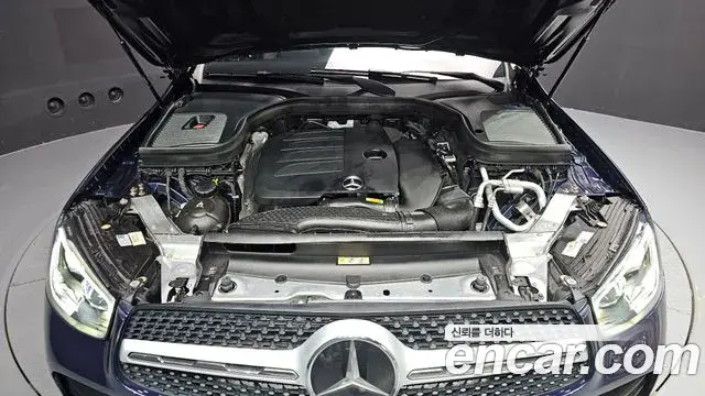 Mercedes-Benz GLC-Class 2023 — Photo 28/33