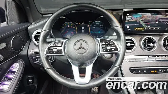 Mercedes-Benz GLC-Class 2023 — Photo 15/33