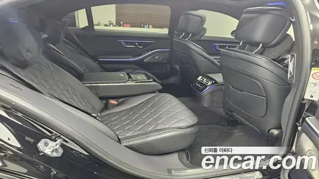 Mercedes-Benz S-Class 2025 — Photo 3/20