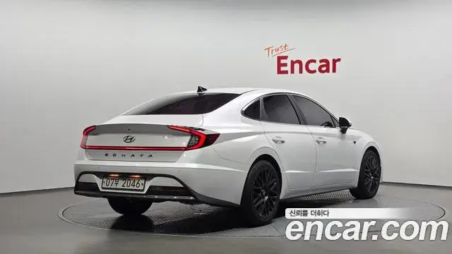 Hyundai Sonata Hybrid 2019 — Şəkil 9/20