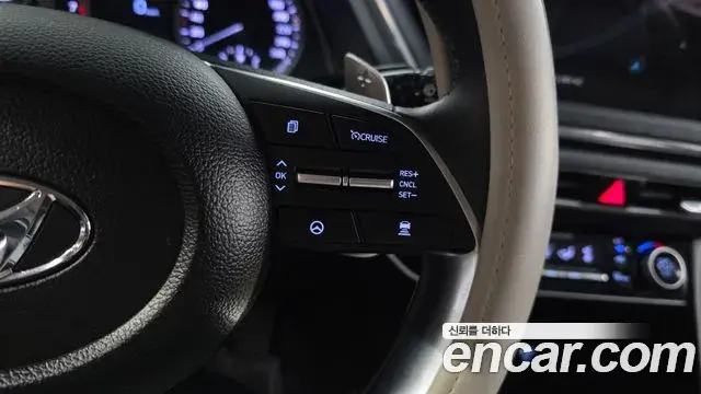 Hyundai Sonata Hybrid 2019 — Şəkil 19/20