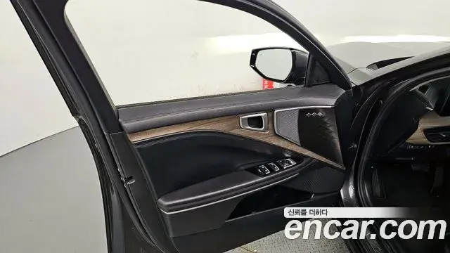 Kia K8 2021 — Photo 21/31