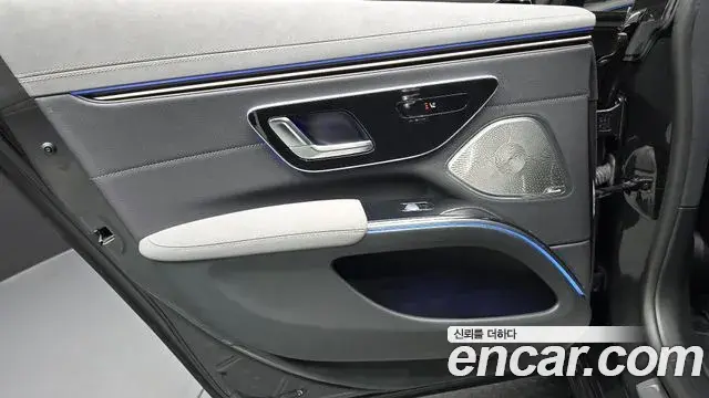 Mercedes-Benz EQS 2022 — Photo 2/29