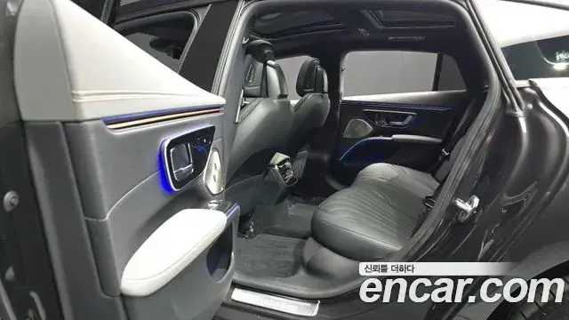 Mercedes-Benz EQS 2022 — Photo 10/29