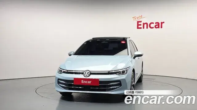 Volkswagen Golf 2025 — Photo 3/20