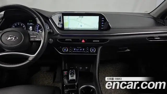 Hyundai Sonata 2021 — Фото 14/20