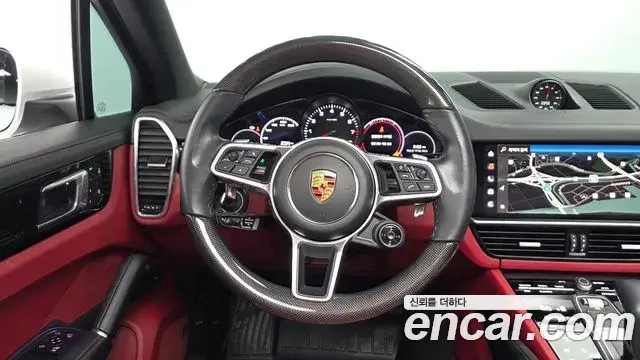 Porsche Cayenne 2022 — Фото 12/20