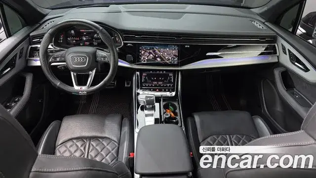 Audi Q7 2023 — Şəkil 19/34