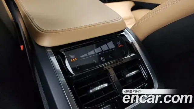 Volvo V90 Cross Country 2019 — Şəkil 20/20
