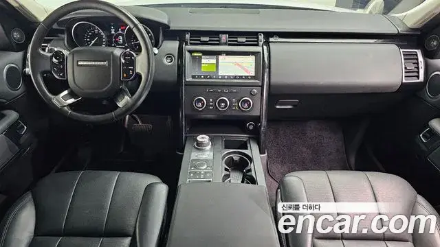 Land Rover Discovery 5 2019 — ფოტო 23/32
