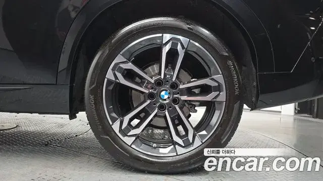 BMW X2 2025 — Photo 28/35