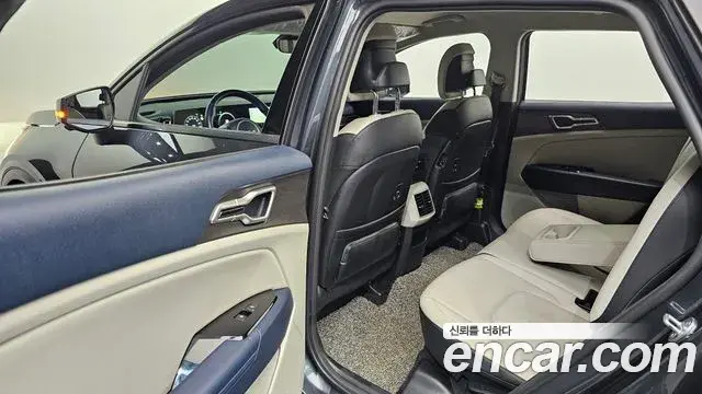Kia Sportage 2021 — Photo 6/31