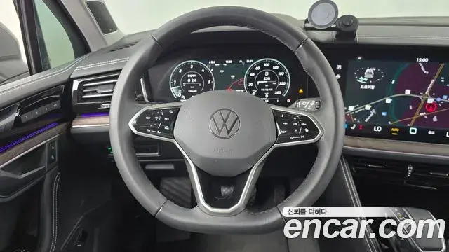Volkswagen Touareg 2024 — ფოტო 25/36