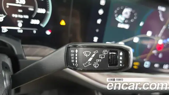 Volkswagen Touareg 2024 — ფოტო 4/36