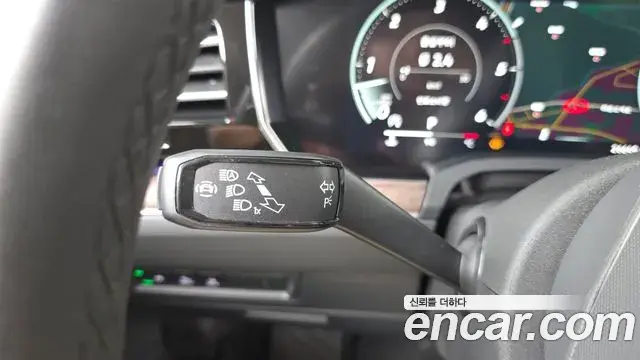 Volkswagen Touareg 2024 — ფოტო 27/36