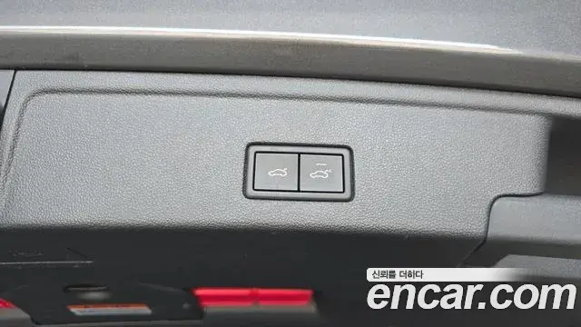 Volkswagen Touareg 2024 — ფოტო 22/36