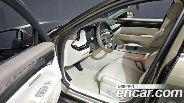 Genesis G90 2022 — Photo 15/31