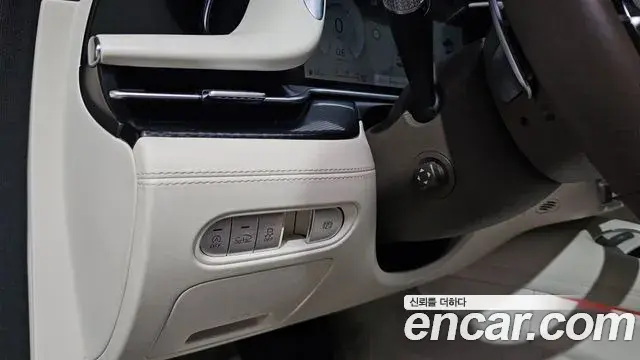 Genesis G90 2022 — Photo 19/31