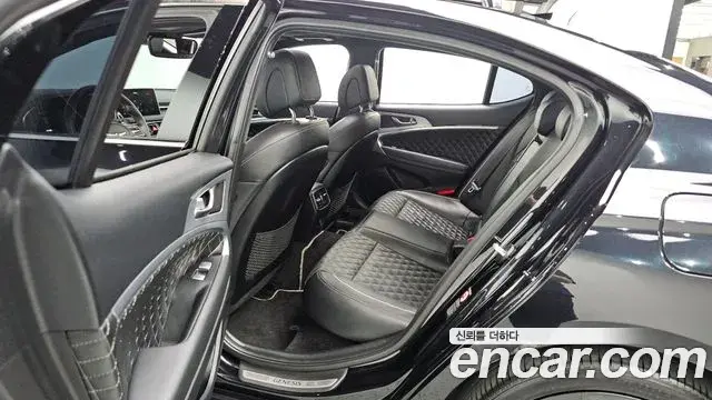 Genesis G70 2020 — ფოტო 3/20