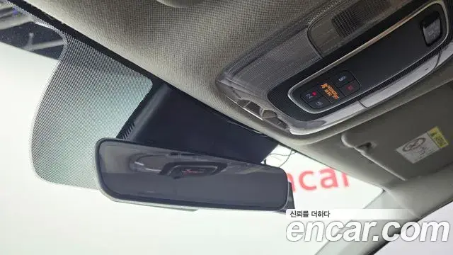 Hyundai The New Avante Hybrid 2021 — Photo 20/31