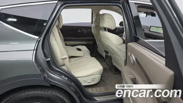 Genesis GV80 2022 — ფოტო 14/20