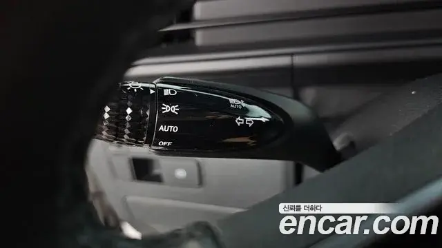 Hyundai Staria 2021 — ფოტო 5/33