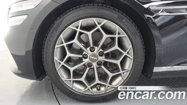 Genesis G80 2021 — Photo 12/32