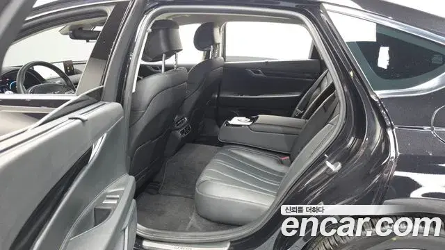 Genesis G80 2021 — Photo 11/32