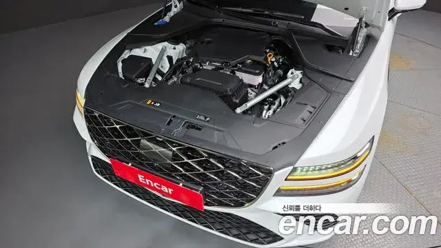 Genesis G80 2025 — Photo 12/31