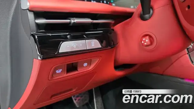 Genesis G80 2025 — Photo 21/31