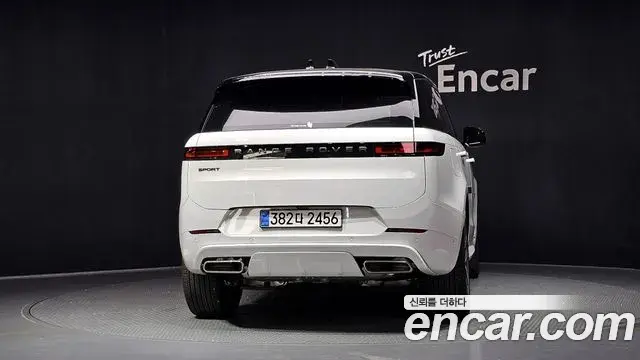 Land Rover Range Rover Sport 2025 — Photo 6/36