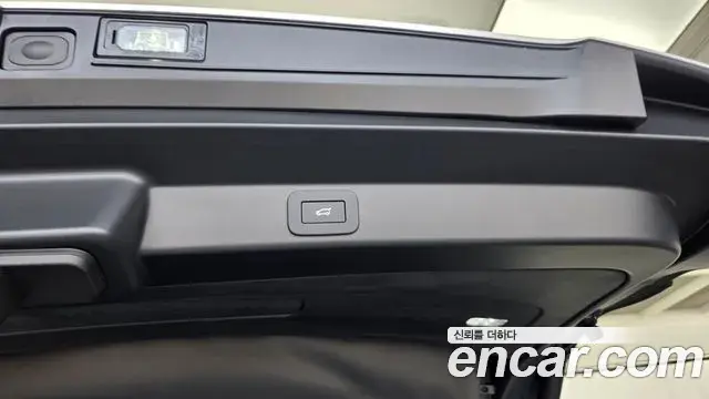 Land Rover Range Rover Sport 2025 — Photo 1/36