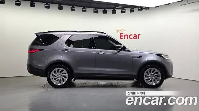 Land Rover Discovery 5 2026 — Şəkil 19/20