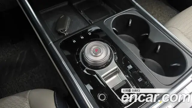 Kia Carnival 2024 — Фото 9/20