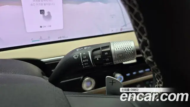 Genesis GV70 2025 — ფოტო 13/30