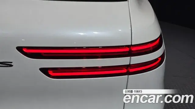 Genesis GV70 2025 — ფოტო 19/30