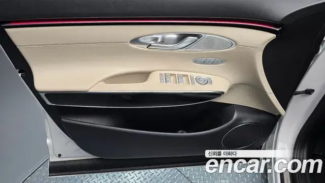 Genesis GV70 2025 — ფოტო 1/30